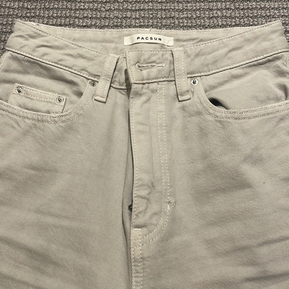 PacSun Eco Grey Ripped Boyfriend jeans in SIZE 25 - Picture 4 of 9